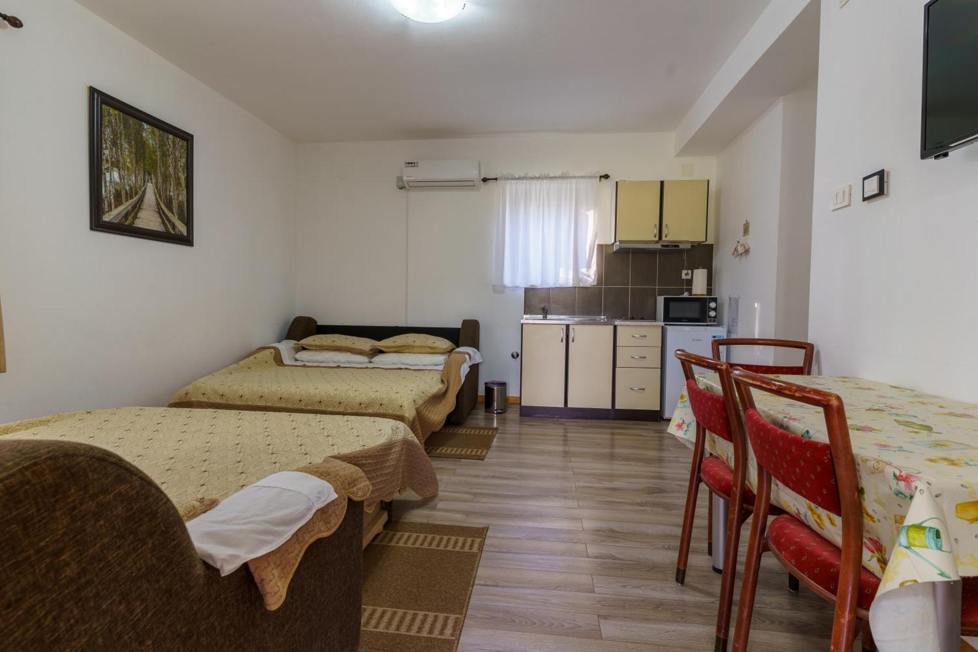Guest House Good Night Donji Babin Potok Exterior photo